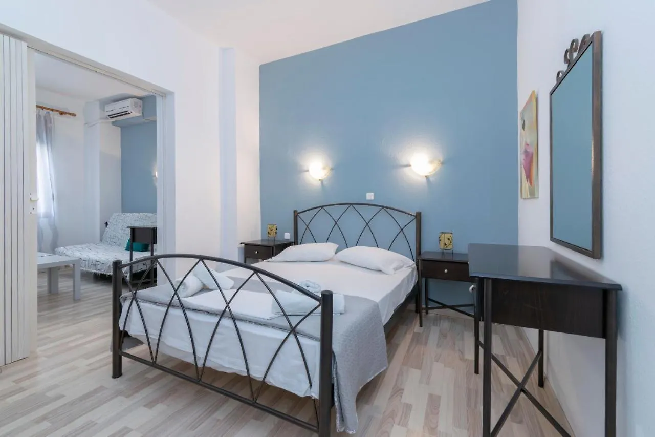 Sofias Studios East Home Апартаменты Неос-Мармарас